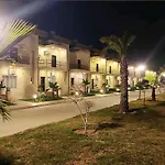 Dubey Homestay - 500 Meter From Temple